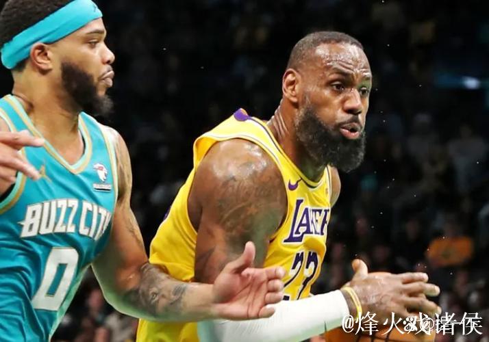 40岁詹姆斯23分阿伦27+14 骑士力克湖人8连胜 40岁詹姆斯23分阿伦27+14 骑士力克湖人8连胜